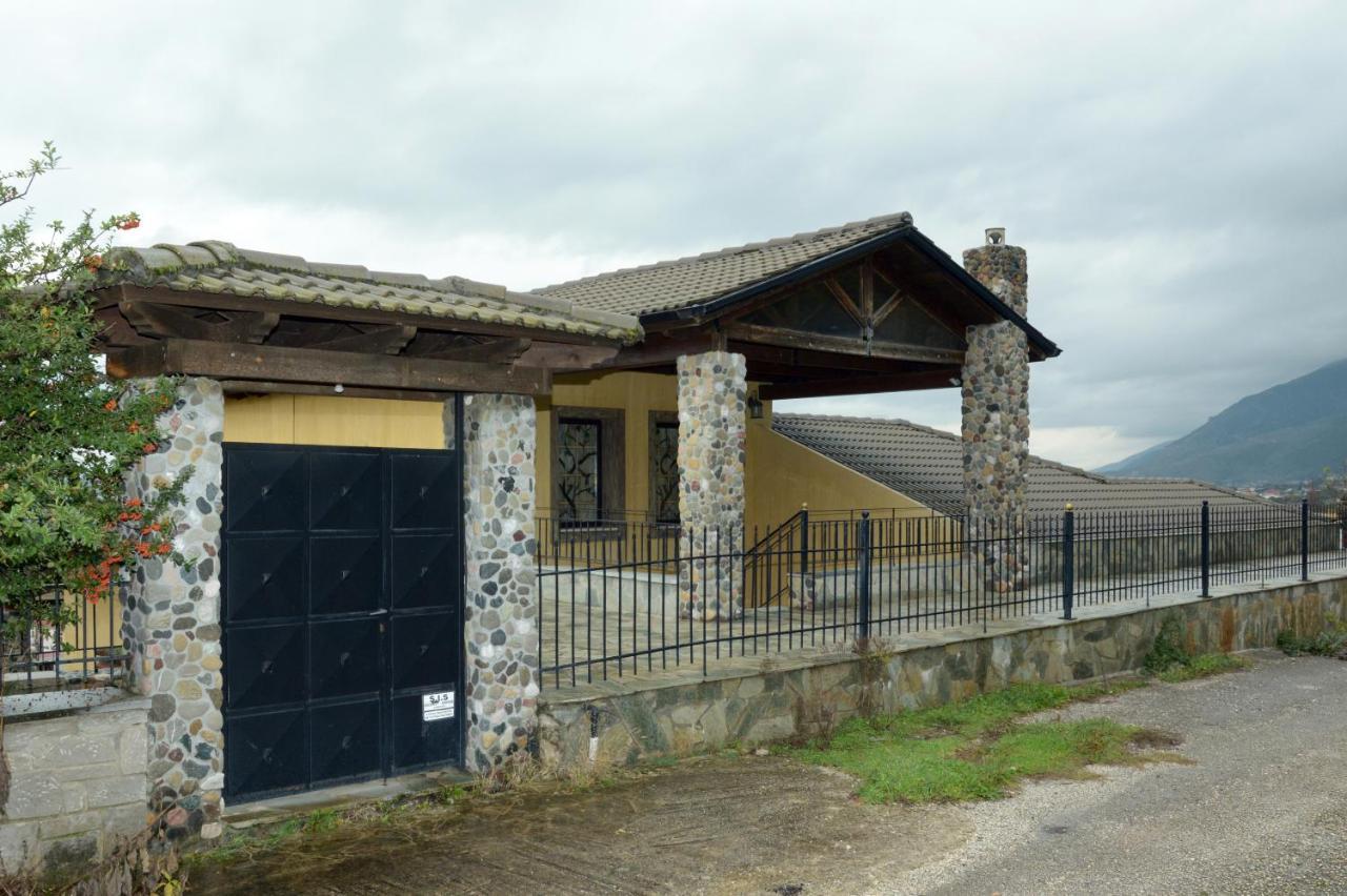 Villa Wood And Stone Ioánina Exterior foto